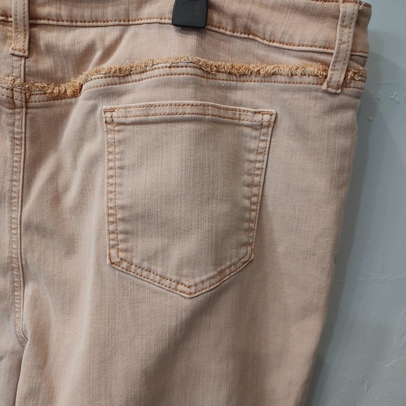 Chico's Slimming Girlfriend‎ Slim Leg Crop Jeans Women's Size 20 Peach Pink - Picture 7 of 7